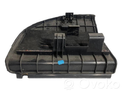 Cita veida bagāžnieka dekoratīvās apdares detaļa