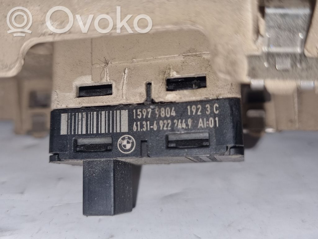 Elektrisko logu slēdzis
