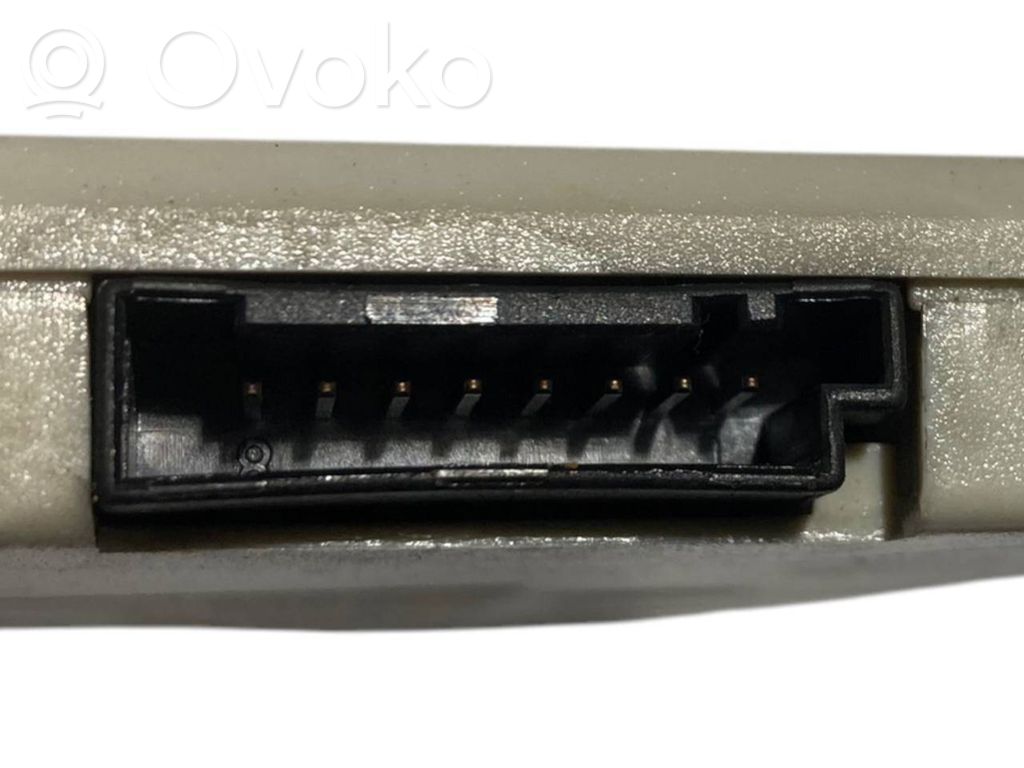 Antenna amplifier