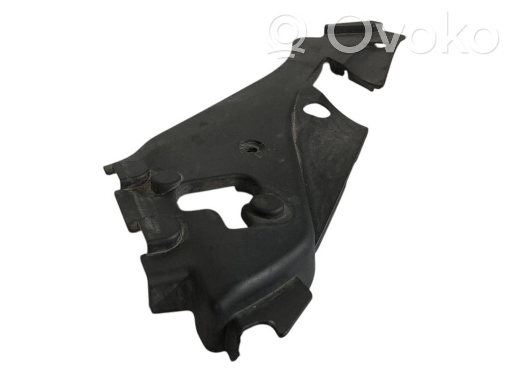 Priekšējā luktura dekoratīvā apdare