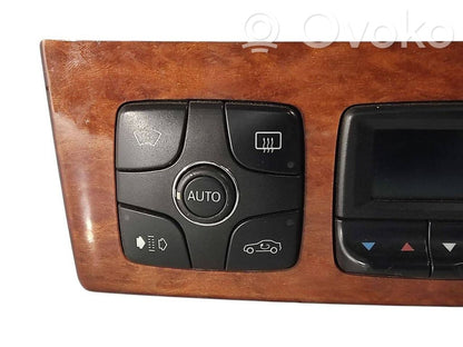 Gaisa kondicioniera / klimata kontroles / salona apsildes vadības bloks (salonā)