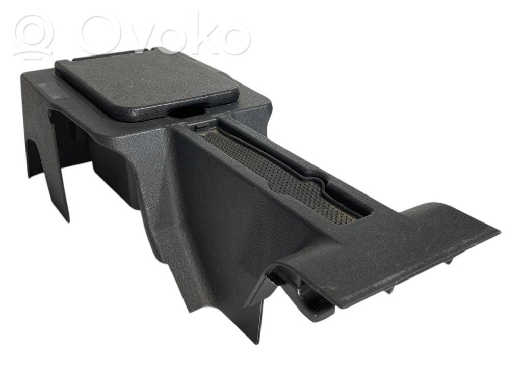 Mantu nodalījums centrālā konsole