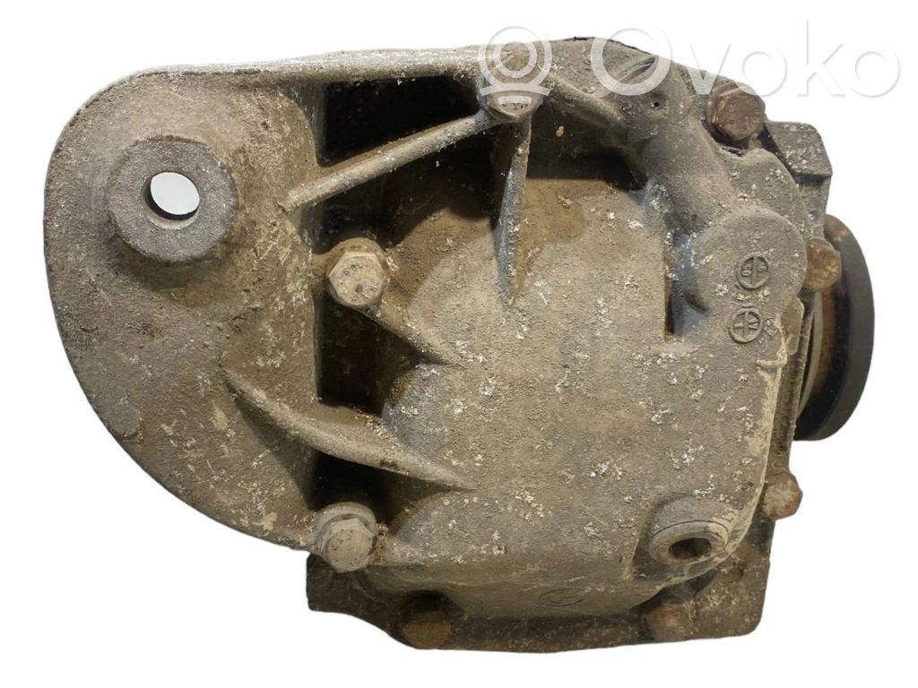 Aizmugurējais reduktors