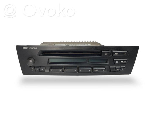 Radio / CD/DVD atskaņotājs / navigācija