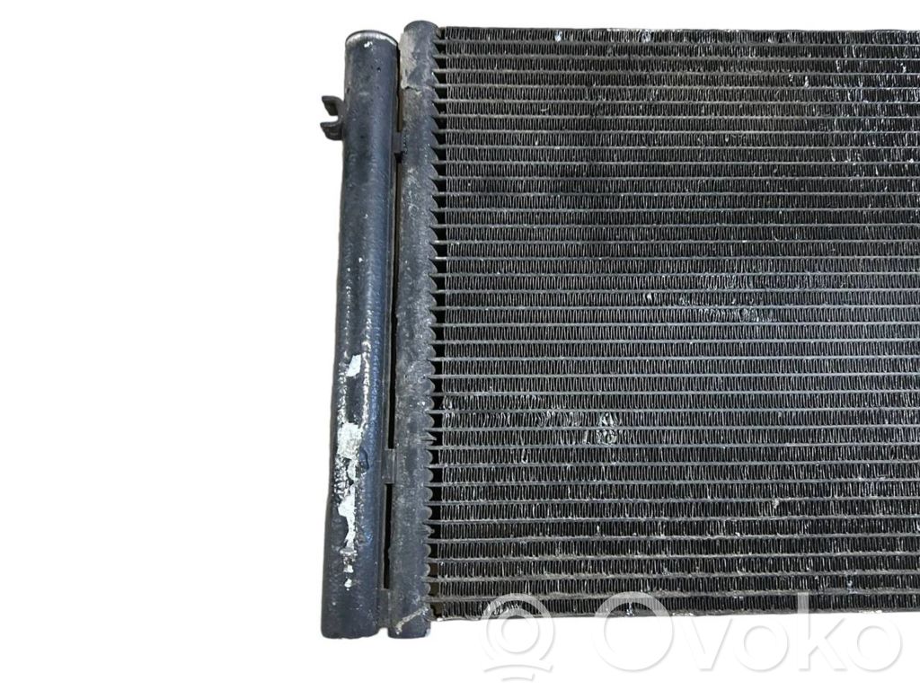 Gaisa kondicioniera dzeses radiators