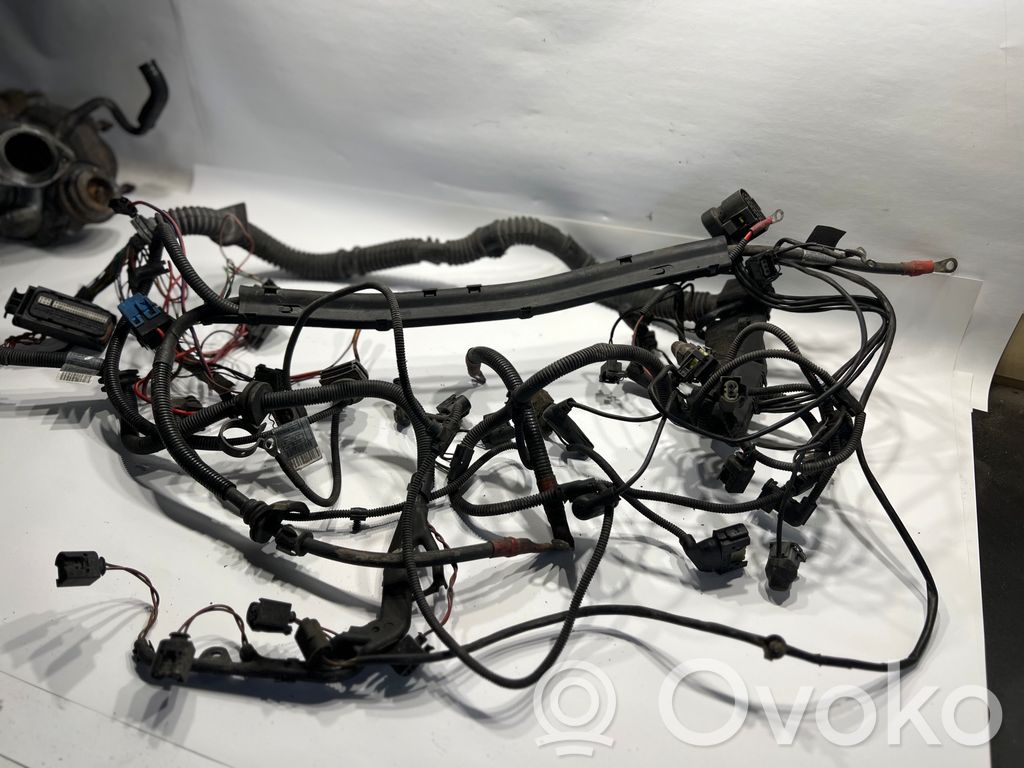 Dzinēja vadu instalācija