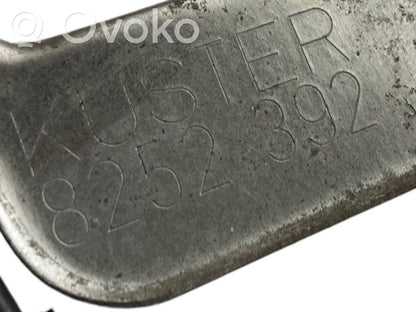 Priekšpusē elektriskā loga pacelšanas mehānisma komplekts