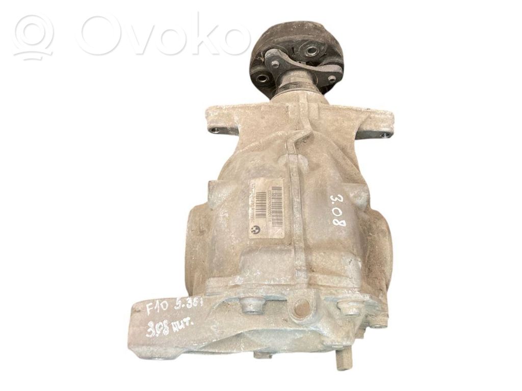 Aizmugurējais reduktors