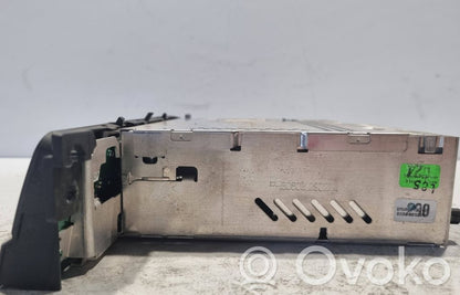 Радио / CD/DVD-плеер / навигация