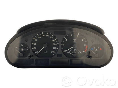 Spidometrs (instrumentu panelī)