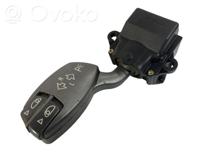 Pagrieziena signālu / lukturu sviria