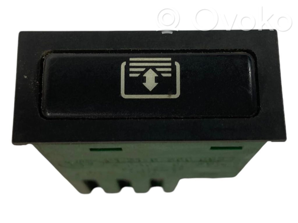 Window electric heating switch