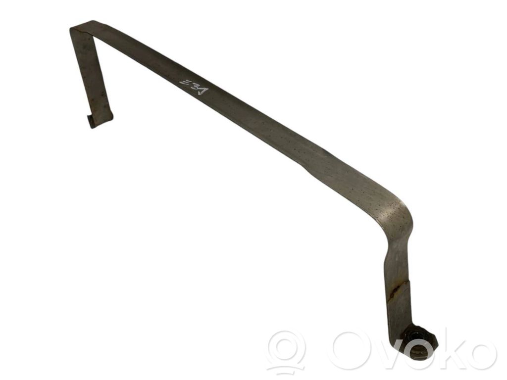 Держатель(и) топливного бака