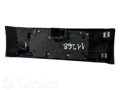 Headlight switch
