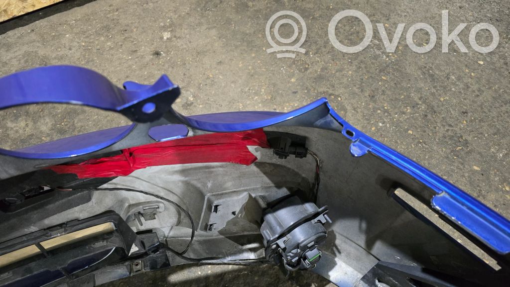 Передний бампер