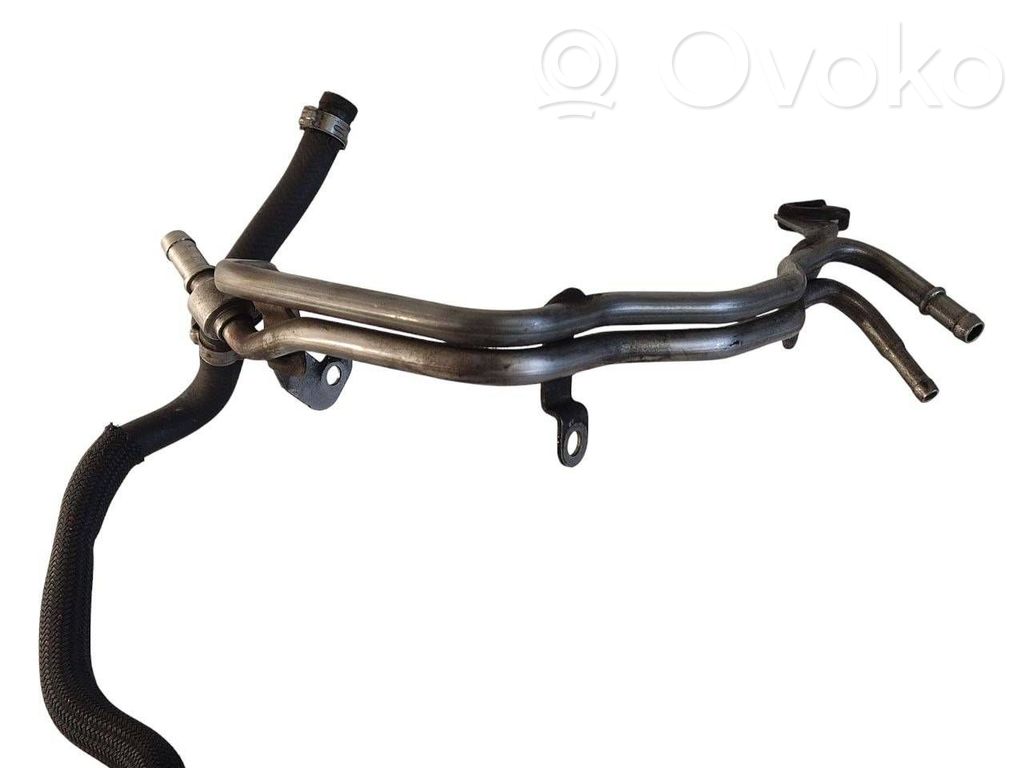 Degvielas atplūdes caurule