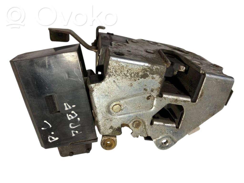 Передний замок