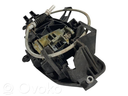 Aizmugurē turētājs / kronšteins ārējam atvēršanas rokturim