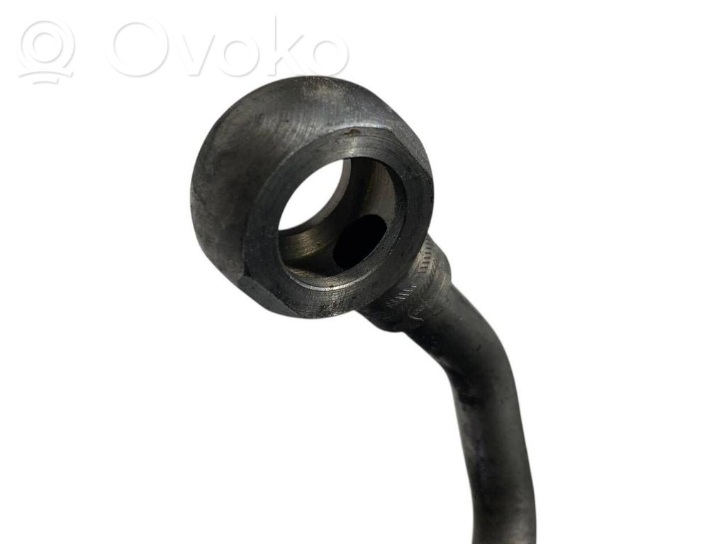 Stūres pastiprinātāja šļūtene (-es) / caurulīte (-es)