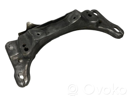 Кронштейн крепления трансмиссии