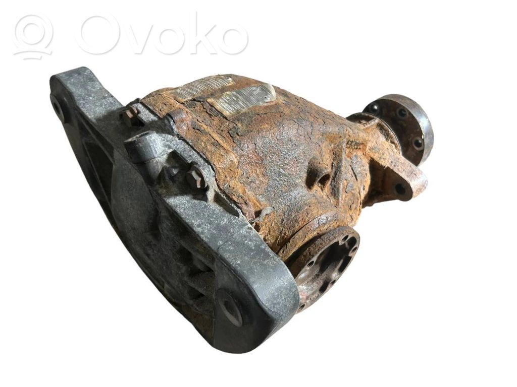 Aizmugurējais reduktors