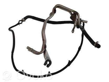 Degvielas atplūdes caurule