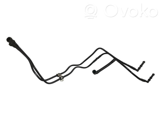 Degvielas caurulīte (-es)