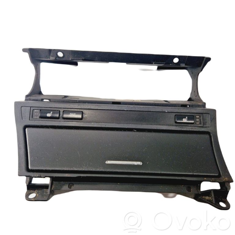 Pelnutrauks (priekšā)