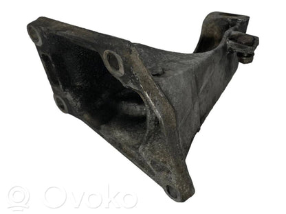 Dzinēja nostiprināšanas stiprinājums-kronšteins