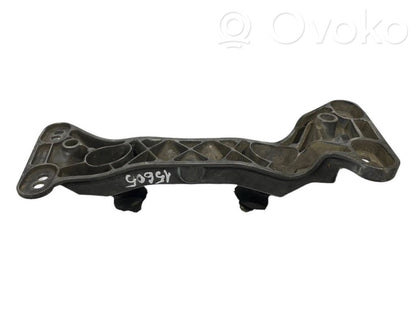 Pārnesumkārbas stiprinājuma kronšteins