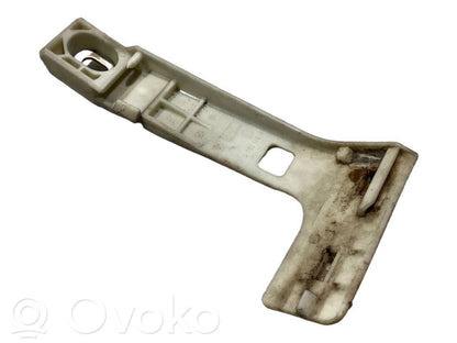 Akseleratora pedāļa turētājs