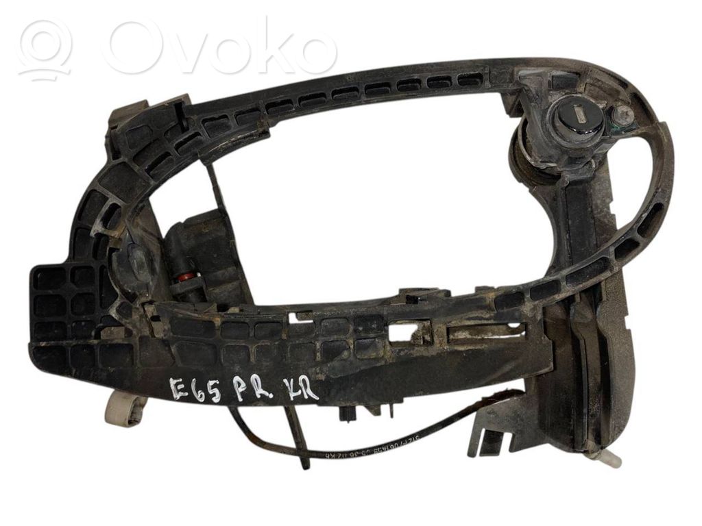Holder/bracket for external opening handle at the front