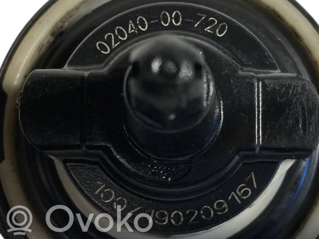 Screw-on fuel tank cap