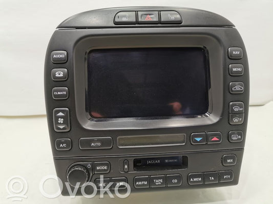 Radio / CD/DVD player / navigation
