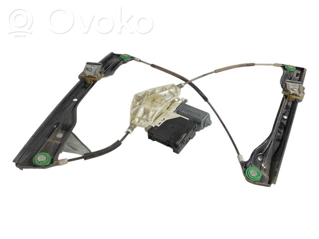 Priekšpusē elektriskā loga pacelšanas mehānisma komplekts