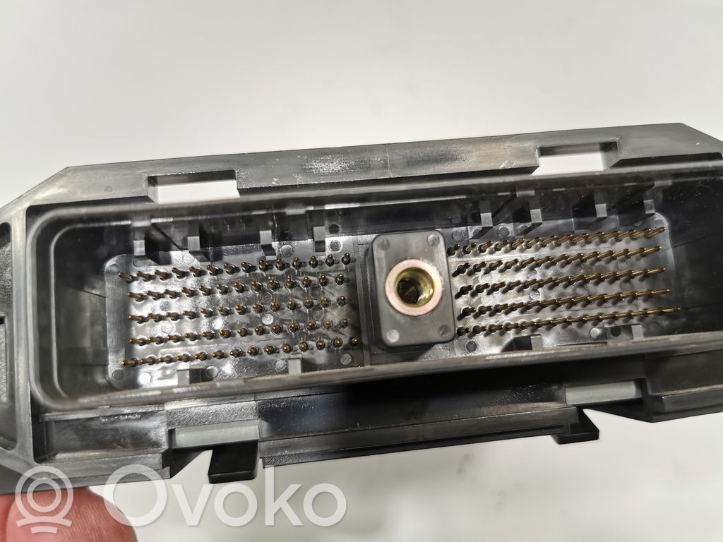 Блок управления двигателем