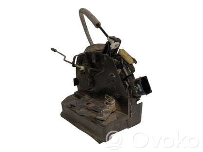 Aizmugurē slēdzene