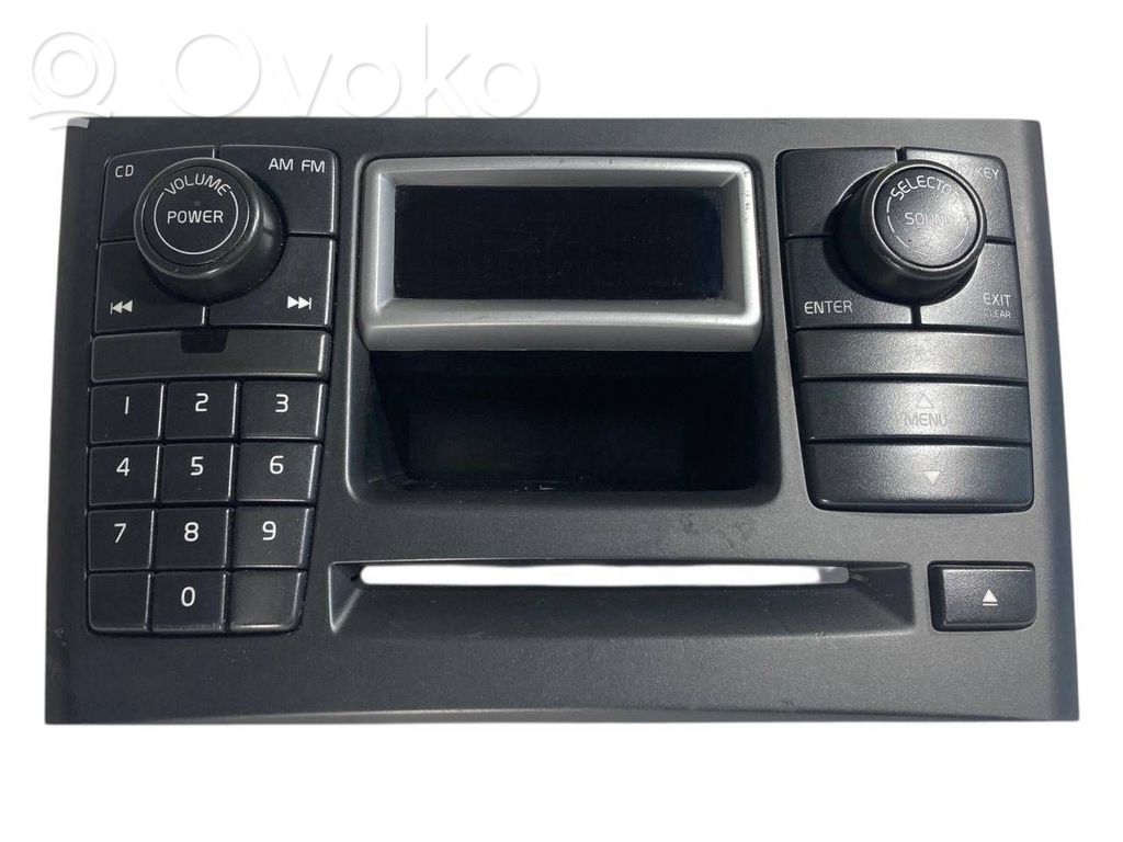 Radio / CD/DVD atskaņotājs / navigācija