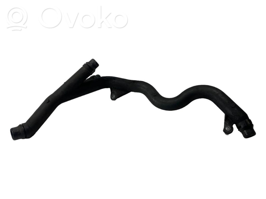 Caurulīte (-es) / šļūtene (-es)