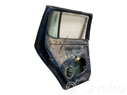 Задняя дверь