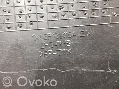 Боковая декоративная отделка (спереди)