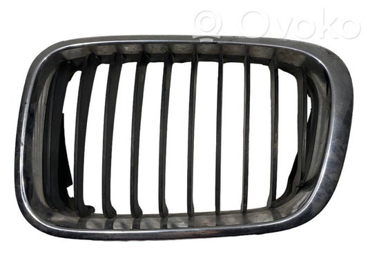 Priekšējais režģis