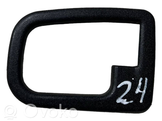 Крышка ручки передней двери