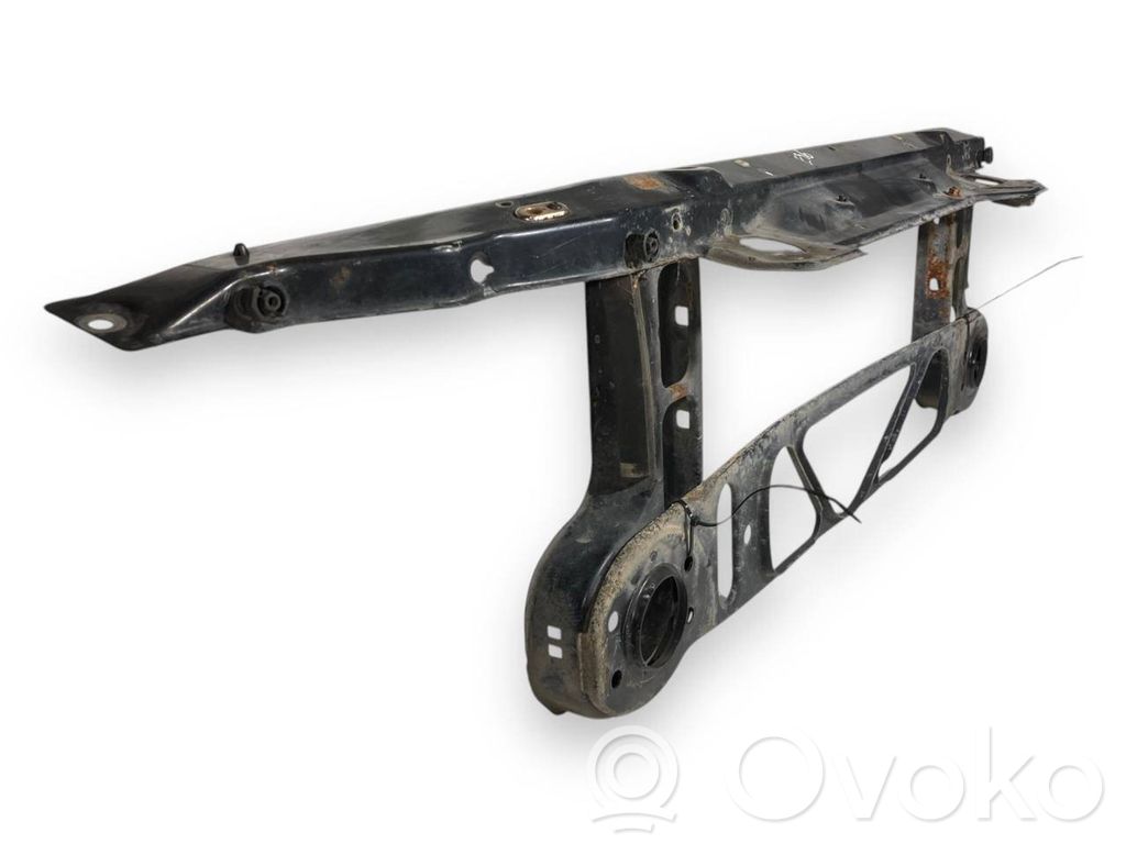 Radiatoru paneļa turētājs (televizora)