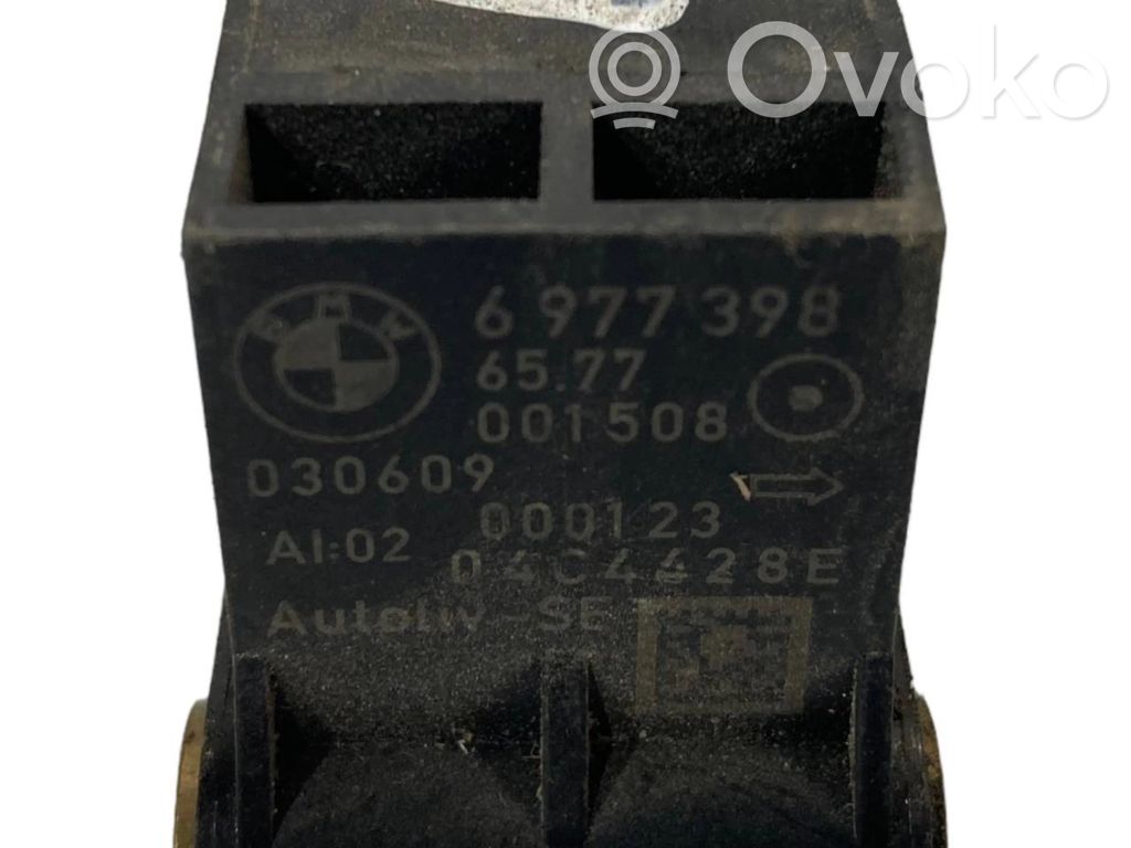 Gaisa spilvenu trieciensensors