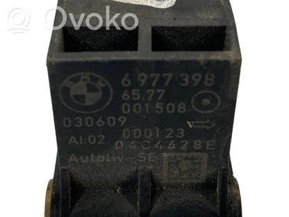 Airbag impact sensor