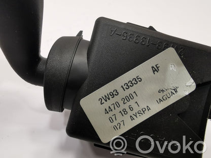 Pagrieziena signālu / lukturu sviria