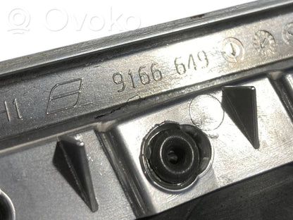 Radiouztvērēja / navigācija dekoratīvā apdare