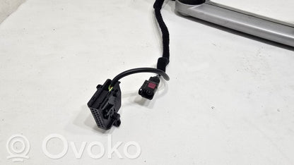 Подлокотник