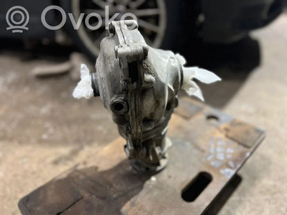 Priekšējais reduktors